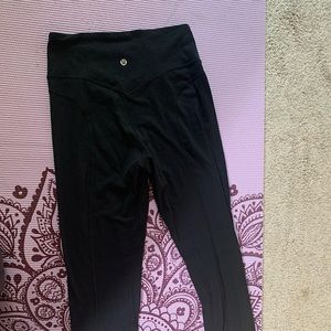 Lululemon Black Leggings Full Length Size 6